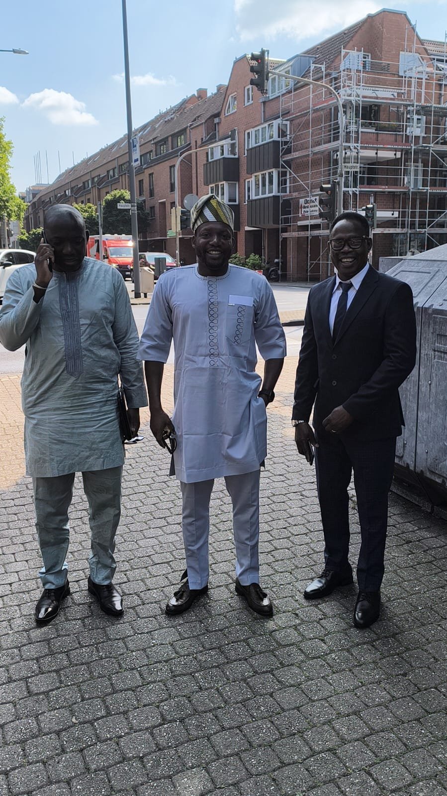 WhatsApp Image 2025-11-16 à 01.31.15_e4c3e342